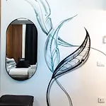 Πανσιόν Salandra Suite- Policlinico 3*
