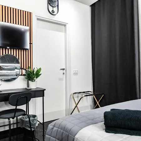 Salandra Suite- Policlinico Pensiune Bari