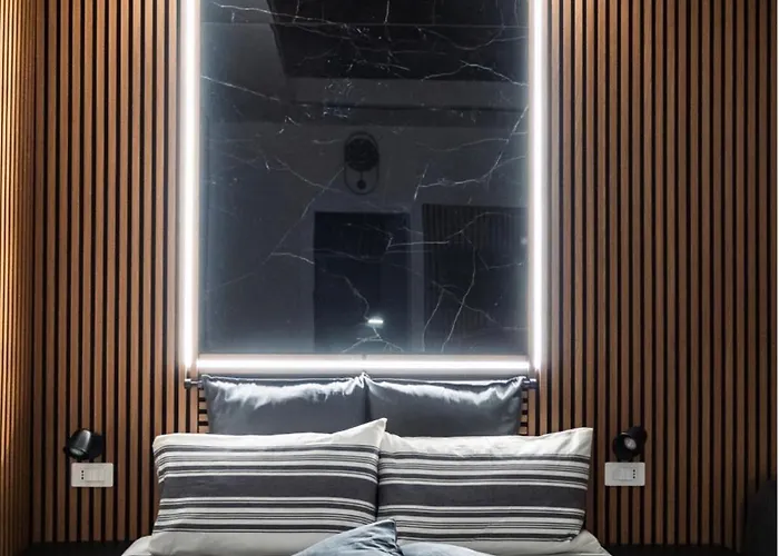 Salandra Suite- Policlinico 4* Bari