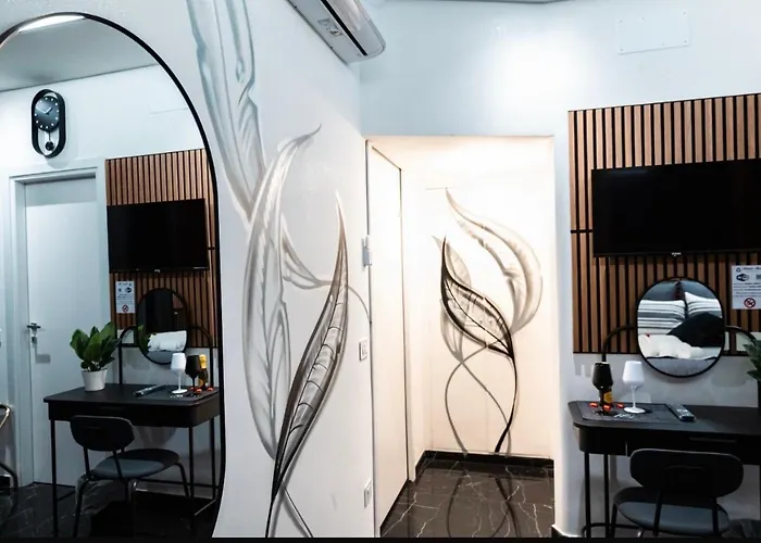 Salandra Suite- Policlinico 4*