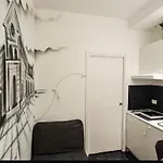 Salandra Suite- Policlinico 게스트하우스 3*