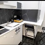 Salandra Suite- Policlinico 3*