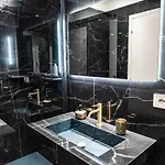 Salandra Suite- Policlinico 3* Bari